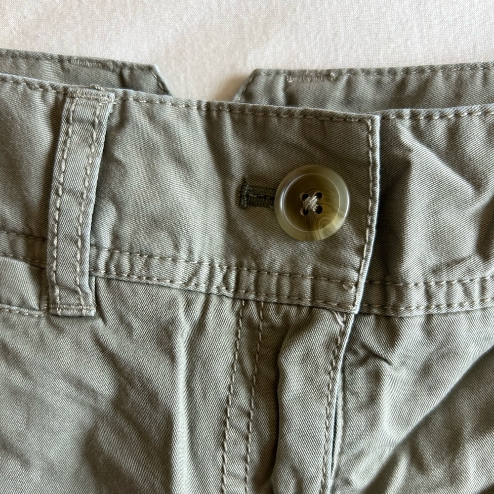 LOFT Ann Taylor Shorts - Picture 3 of 5